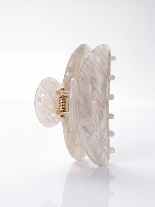 Cloud Clip in Ivory